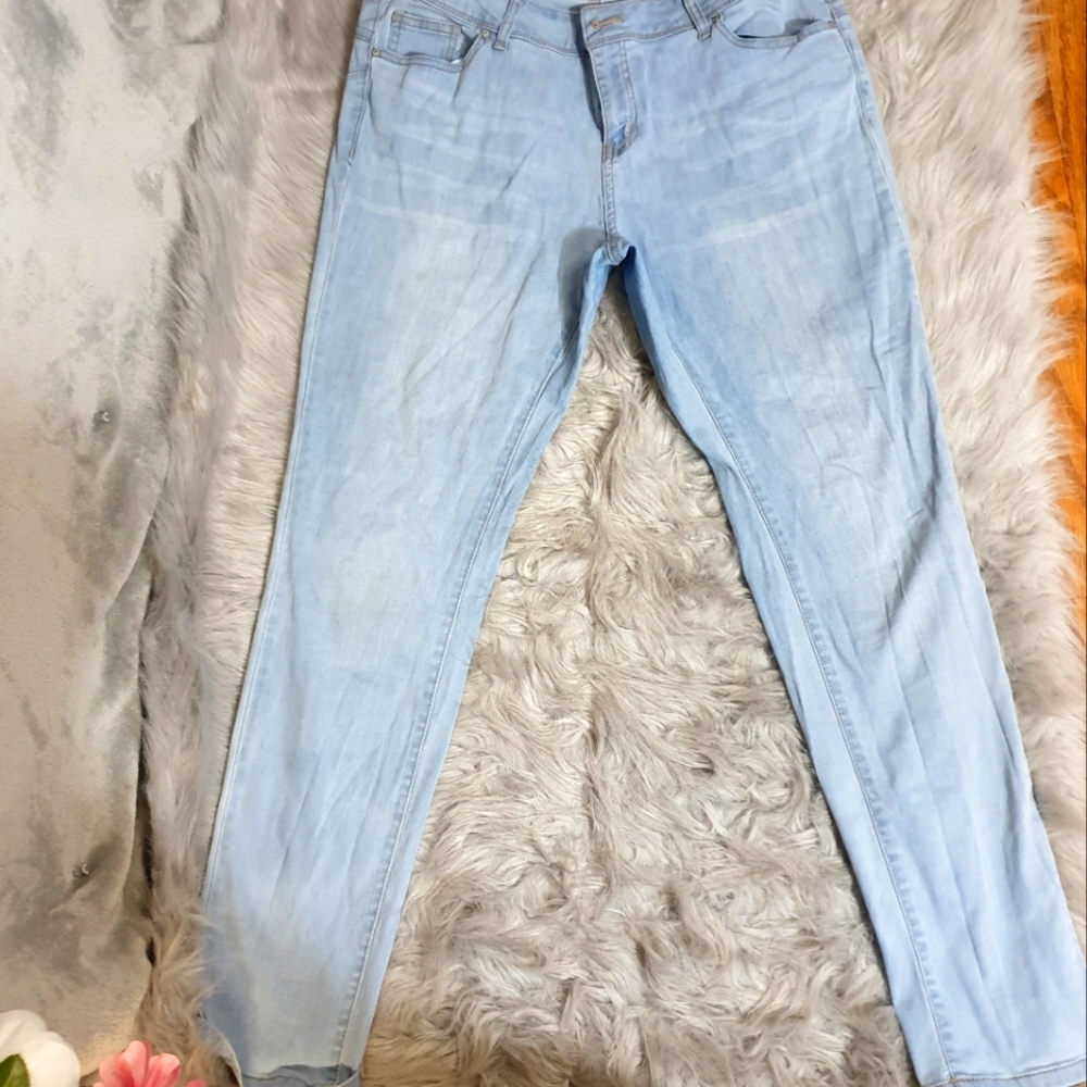 Wax Jeans size 16 light denim
